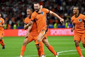开云体育登录-荷兰大胜德国，锁定欧洲杯四分之一决赛资格()