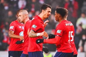 开云体育sports-包含美因茨坐镇主场大胜，稳固积分榜位置的词条